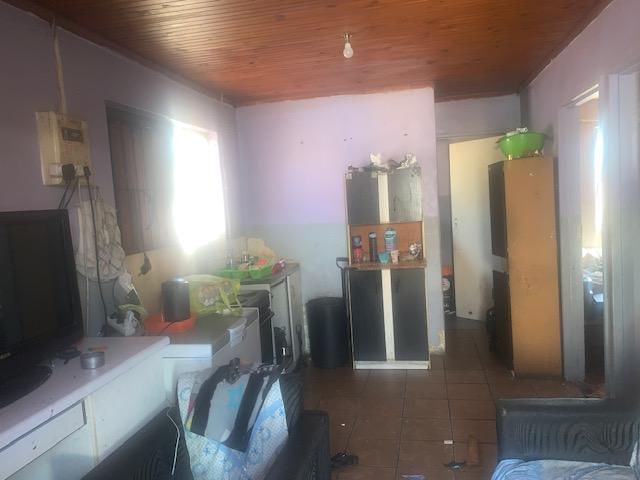 2 Bedroom Property for Sale in Roosendal Western Cape